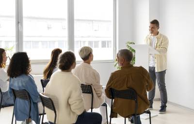 Sessions d'introducció a la llengua oral