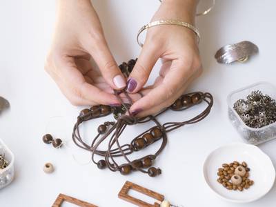Taller de polseres artesanals