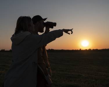 Taller 'l'eclipsi al teu mòbil, capturant la foscor'