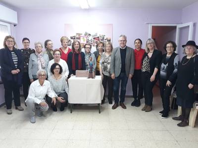Salou dedicarà una escultura de bronze a les puntaires del municipi que enguany commemoren el 25è aniversari