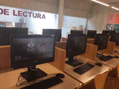 L’ajuntament de Salou destina més de 20.000 euros en millorar la Biblioteca Municipal