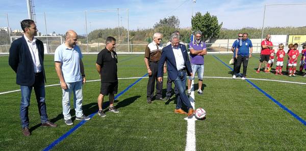 Inaugurat el nou camp de futbol i els vestidors de l'Estadi Municipal de Salou