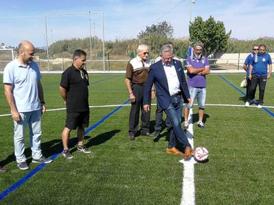 Inaugurat el nou camp de futbol i els vestidors de l'Estadi Municipal de Salou