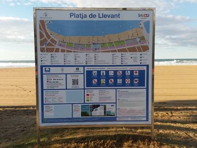 L’Ajuntament de Salou continua amb els treballs de manteniment i millora de les platges del municipi