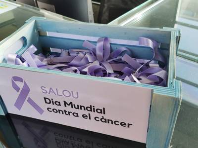 Salou se suma a la campanya del Dia Mundial contra el Càncer