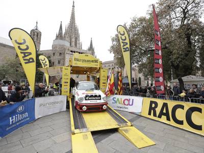 El 4t Rally Catalunya Històric-Rally de les Caves comença a rodar