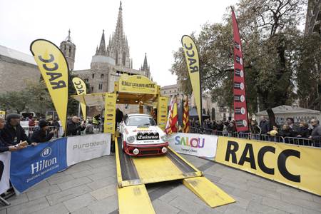El 4t Rally Catalunya Històric-Rally de les Caves comença a rodar