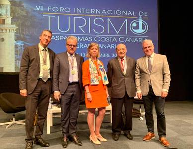 L’alcalde de Salou, Pere Granados, explica a Maspalomas Costa Canària la fórmula per combatre 'l’overtourism' i ser una destinació sostenible