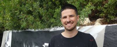 Alejandro Cruces, arquitecte i muralista: 'Els ocells dels boscos de Salou han estat la meva inspiració'