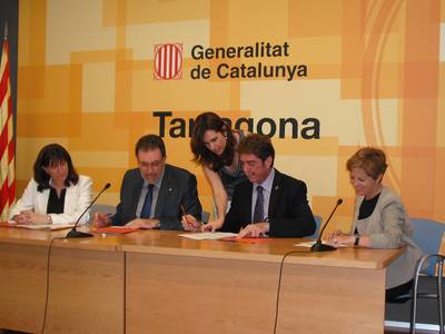 Acció Social de Salou signa el Contracte Programa 2012-15, amb el Departament de Benestar Social i Família de la Generalitat