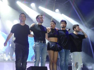 📸 El tribut a Mecano emociona més de 3.000 persones a Salou