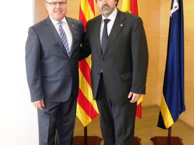 El delegat del Govern, Joaquim Nin, fa una visita institucional a l'Ajuntament de Salou
