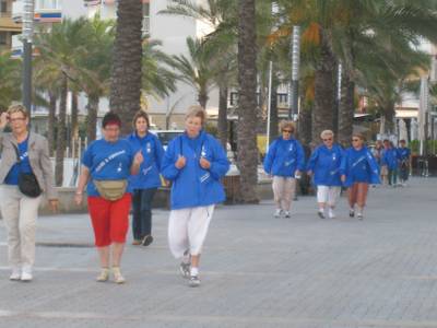 El grup ‘Anem a Caminar’ de Salou ha organitzat una sortida pel Passeig Jaume I i el Camí de Ronda
