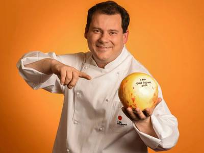 El xef Pep Moreno, del restaurant 'Deliranto' de Salou, guardonat amb un Sol Guía Repsol 2022