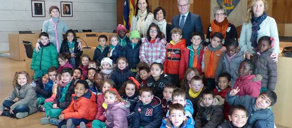 Els alumnes de P5 de l’escola Santa Maria del Mar visiten l’Ajuntament