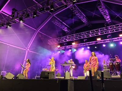 Els artistes de Salou brillen en una gran nit de música i talent a les Nits Daurades