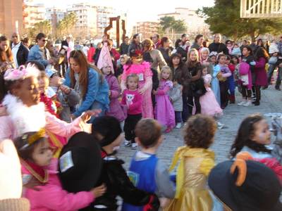 Els nens i nenes de Salou celebren el carnaval amb el Club Xic’s