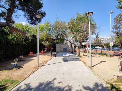 Es remodela el parc infantil de la plaça Francesc Macià de Salou