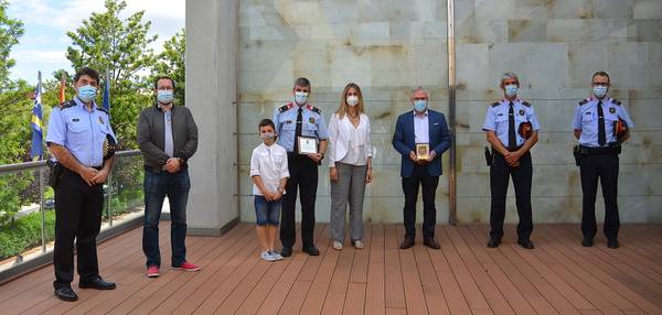 L’Ajuntament de Salou atorga una placa de reconeixement a la labor desenvolupada pel Cap dels Mossos d’Esquadra de Salou i Vila-seca, Eduard Blanch