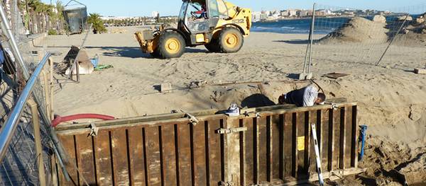 L’Ajuntament de Salou repara totes les sortides de pluvials de la platja de Ponent