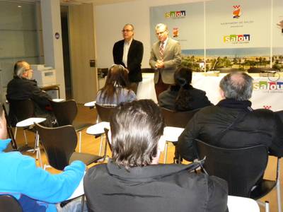 L’alcalde de Salou dona la benvinguda a 20 persones del programa d’inserció laboral