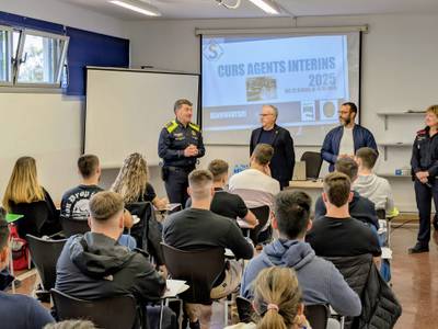 L’alcalde de Salou dona la benvinguda al curs d’agents interins de la Policia Local