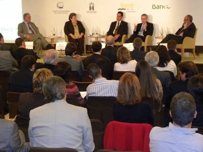 L’alcalde de Salou presenta el futur de la Capital de la Costa Daurada a empresaris de la Costa Brava