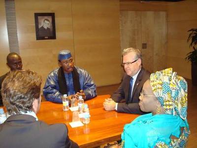 L’alcalde de Salou rep una delegació política i religiosa del Senegal