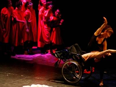 L’obra l’artista, de la companyia teatral del centre de paràlisis cerebral la Muntanyeta, actuarà al TAS