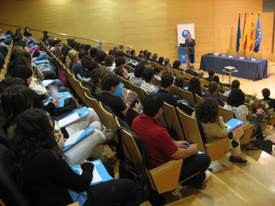 La ESCC llança 100 cursos de gestió empresarial  per al propietaris i comerciants de la zona