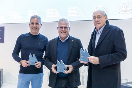 La Federació Catalana lliura el premi 'Vela Social' a l'Ajuntament de Salou
