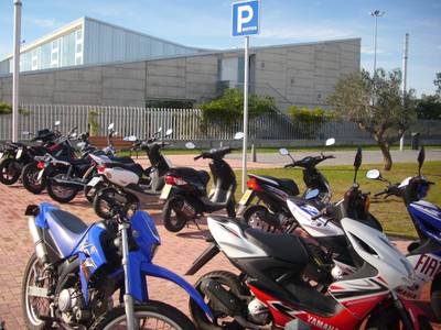 La Policia Local de Salou ha creat un total de 430 places per motocicletes