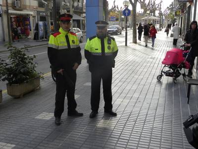 La Policia Local de Salou inicia una campanya de control de seguretat coordinada amb Trànsit