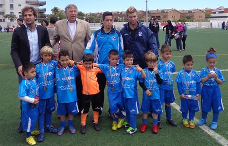 La Unión Deportiva Salou reuneix més de 120 jugadors a la trobada Babys de futbol