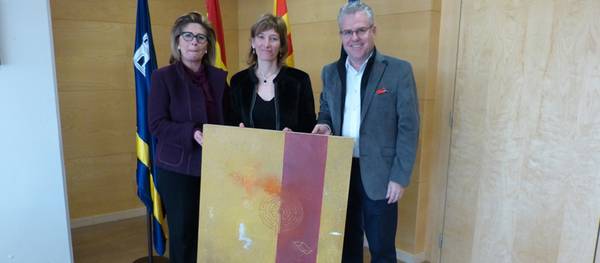 La vídua de Joan Casals dóna una de les obres de l’artista a l’Ajuntament de Salou