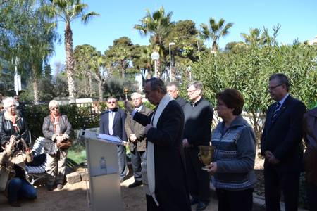 L'arquebisbe de Tarragona i l'alcalde de Salou inauguren la nova seu de Cáritas Salou
