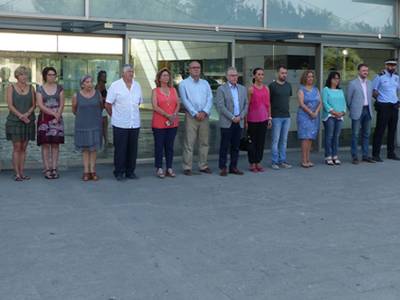 Salou fa un minut de silenci per recordar les víctimes del terrorisme