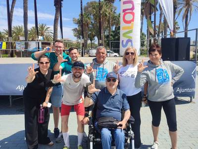 El repte solidari de 295 km en favor de l’ELA culmina a Salou
