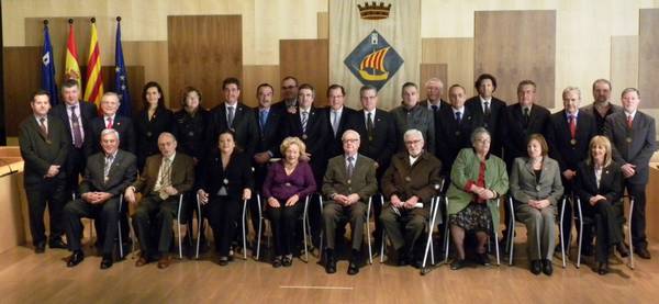 Salou celebra els 20 anys de municipi independent homenatjant els membres de la Junta Gestora i els regidors de l’Ajuntament