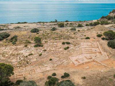 Salou comença les visites guiades als jaciments de Kal·lipolis i la Vil·la Romana de Barenys