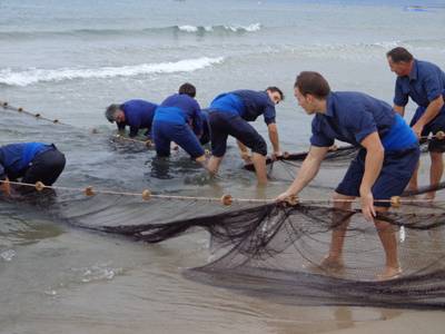 Salou divulga  les tradicions dels pescadors amb la calada de Malles