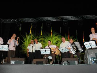 Salou es rendeix al so de les havaneres