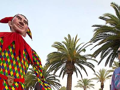 📸 Salou exhibeix la riquesa del seu patrimoni festiu a les Nits Daurades