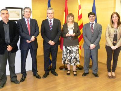 Salou homenatja a dues treballadores del departament d’Urbanisme que s’han jubilat