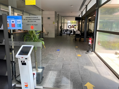 Salou incorpora un nou servei mòbil per tramitar el DNI i, per primera vegada, també el passaport