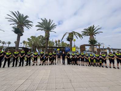 Salou inicia la temporada de platges amb més policies i més socorristes