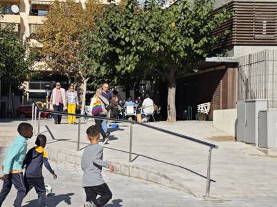 Salou obre al públic la renovada plaça de Sant Jordi