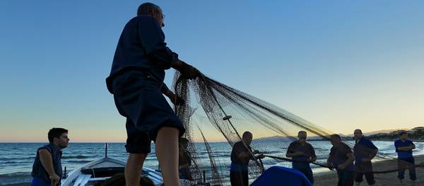 Salou recupera les tradicions dels pescadors a la calada de Malles