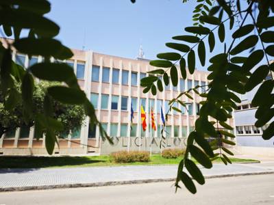 Salou renova l'edifici de la Policia Local per millorar l'eficiència energètica i la seguretat