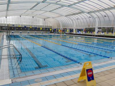 La piscina municipal de Salou reobre amb un modern sistema de climatització